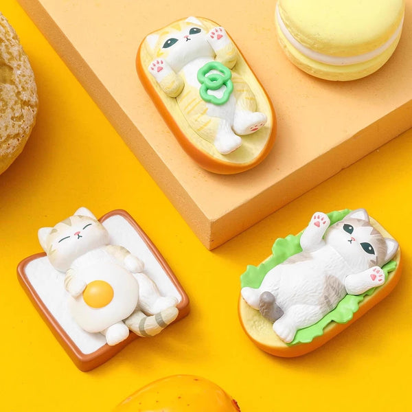 Mofusand Bakery Mini Figure