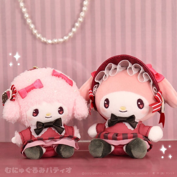 Sanrio My Melody Plush Mascot Keychain - Munyugurumi Patio Heart-Eye Lolita Edition
